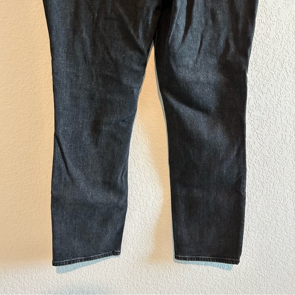NEW Abercrombie & Fitch Curve Love Ultra High Rise 90s Slim Straight Jeans Cross - Picture 8 of 15
